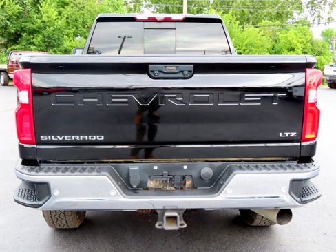 Used 2020 Chevrolet Silverado 2500 LTZ image 5