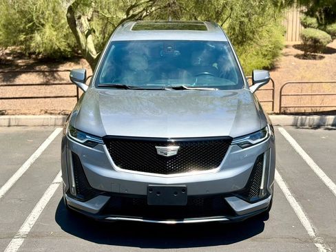 Used 2021 Cadillac XT6 Sport AWD/4WD image 2