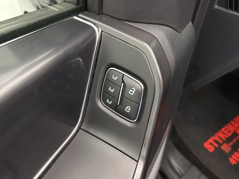 Used 2024 Ford F150 Lariat AWD/4WD image 22