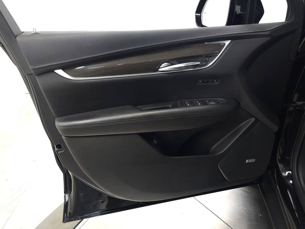 Used 2020 Cadillac XT5 Sportv AWD/4WD image 12