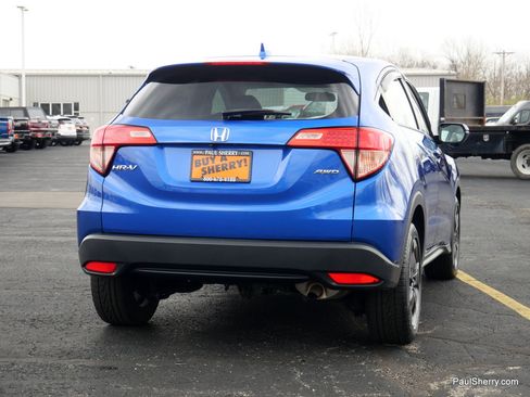 Used 2018 Honda HR-V EX image 11