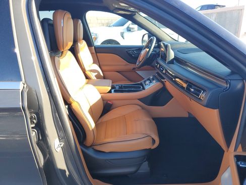 Certified 2023 Lincoln Aviator Black Label w/ Dynamic Handling Package image 9