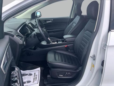 Used 2019 Ford Edge SEL w/ Equipment Group 201A FWD image 8
