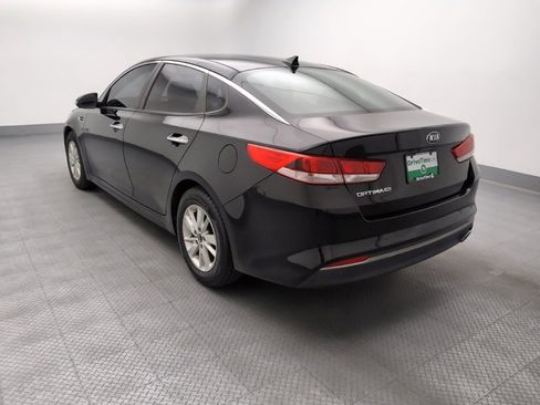 Used 2017 Kia Optima LX FWD image 6