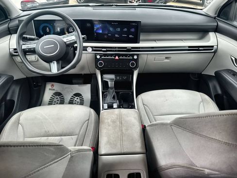 Used 2025 Hyundai Tucson SEL FWD image 25