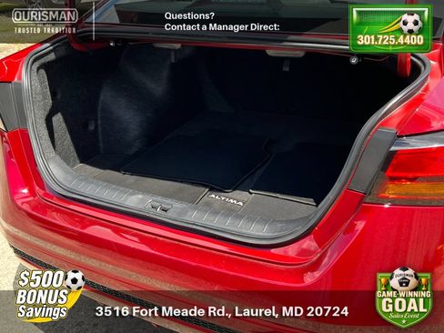 Used 2025 Nissan Altima 2.5 SV FWD image 19