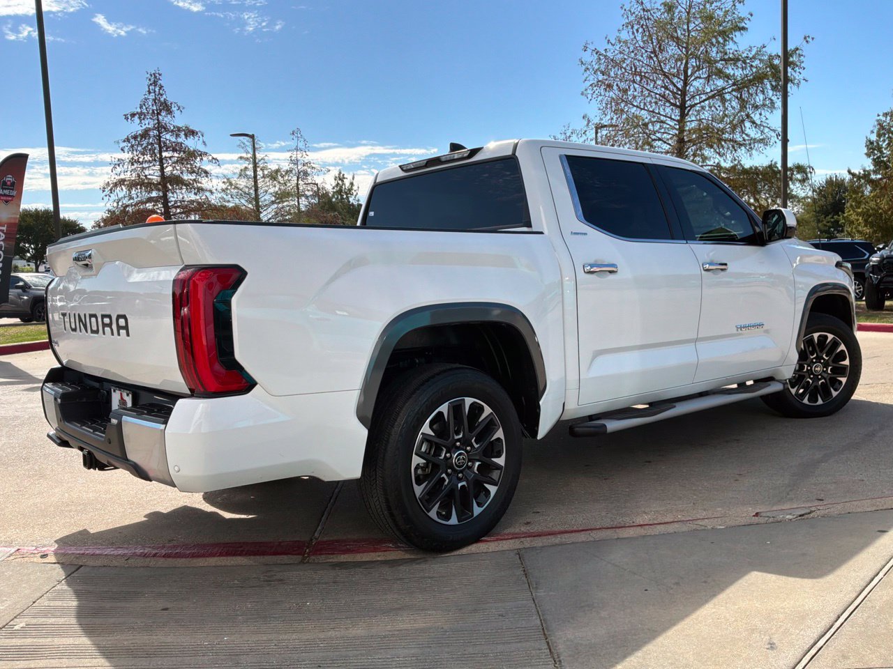 Used 2023 Toyota Tundra Limited w/ Power Package AWD/4WD image 6