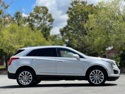 Used 2019 Cadillac XT5 Premium Luxury AWD/4WD image 4