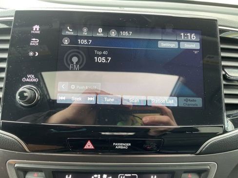 Used 2022 Honda Pilot Special Edition image 16