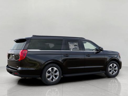 New 2027 Ford Expedition Max Active AWD/4WD image 6