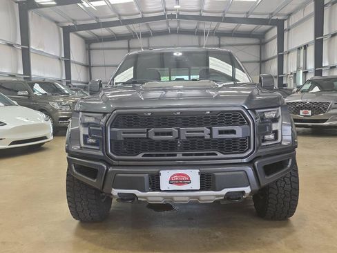 Used 2018 Ford F150 Raptor w/ Equipment Group 802A Luxury AWD/4WD image 2