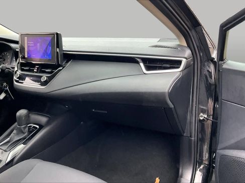 Used 2024 Toyota Corolla LE FWD image 18