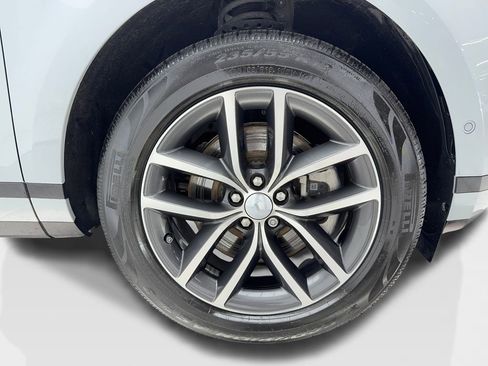 Used 2024 Land Rover Range Rover Evoque S image 46