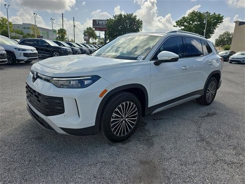 New 2025 Volkswagen Tiguan S image 7