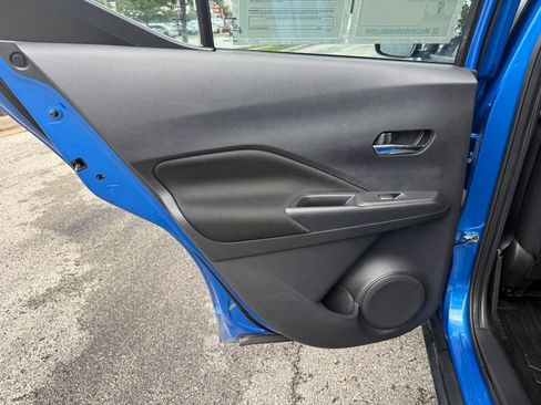 Used 2023 Nissan Kicks SV FWD image 31