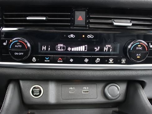 Certified 2021 Nissan Rogue SL w/ Premium Package image 20