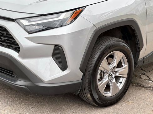 Used 2025 Toyota RAV4 XLE AWD/4WD image 8