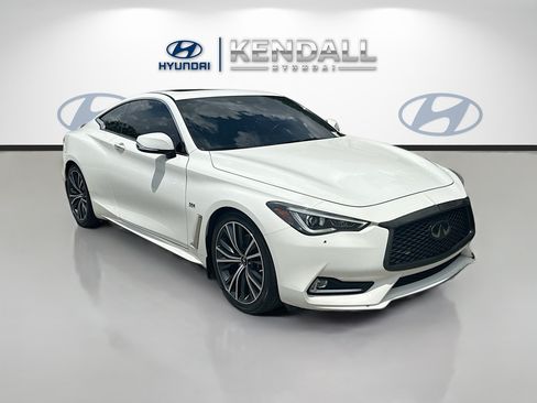 Used 2020 INFINITI Q60 3.0t Luxe w/ Cargo Package RWD image 1