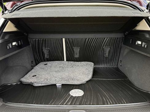 Used 2023 Buick Envision Avenir AWD/4WD image 31