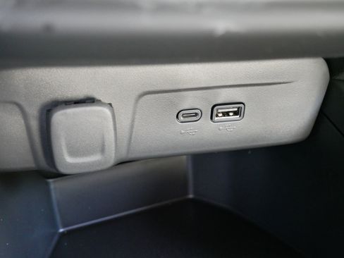 New 2026 Chevrolet Trax RS w/ Sunroof Package image 20