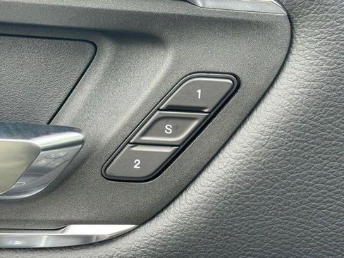 New 2026 RAM 1500 Laramie AWD/4WD image 10