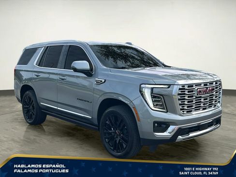 Certified 2026 GMC Yukon Denali w/ Denali Reserve Package AWD/4WD image 8
