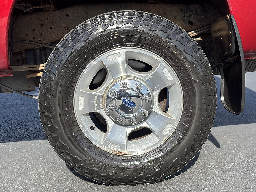 Used 2015 Ford F250 XLT w/ XLT Value Package AWD/4WD image 12