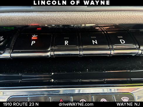 Certified 2024 Lincoln Corsair AWD w/ Equipment Group 101A image 20