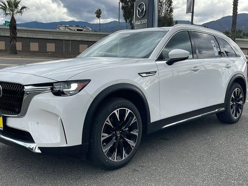 New 2026 MAZDA CX-90 Plug-In Hybrid w/ Premium Plus image 13