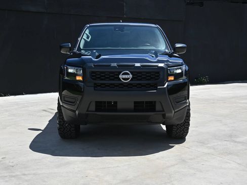 Used 2026 Nissan Frontier S w/ Tow Package RWD image 2