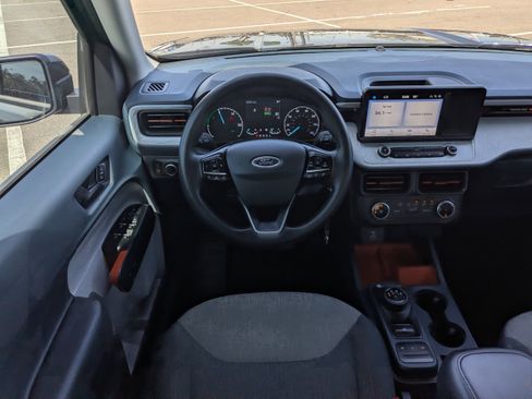 Used 2024 Ford Maverick XLT image 16