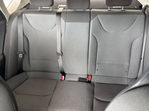Used 2025 Kia K4 FWD image 40