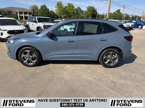 Used 2024 Ford Escape ST-Line w/ Tech Pack #1 FWD image 8