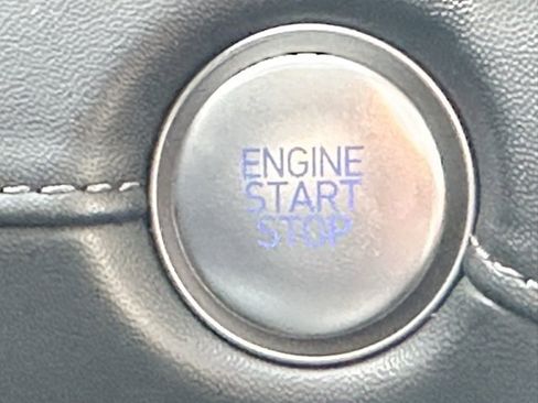 Used 2023 Hyundai Santa Fe Limited image 13