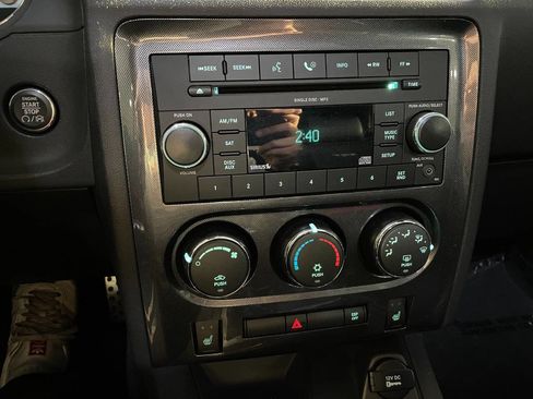 Used 2009 Dodge Challenger SRT8 image 27