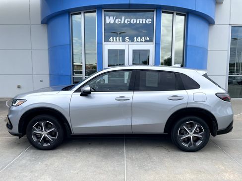 Certified 2025 Honda HR-V EX-L image 1