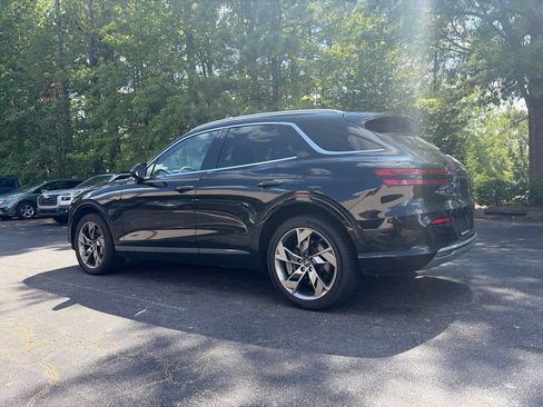 Used 2023 Genesis Electrified GV70 AWD/4WD image 4
