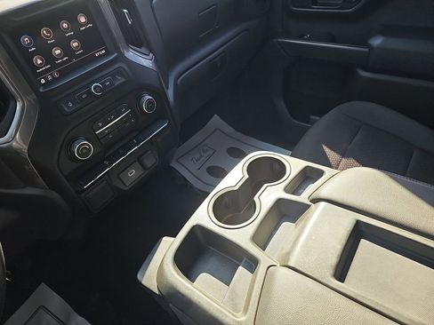 Used 2020 Chevrolet Silverado 1500 Custom Trail Boss image 27