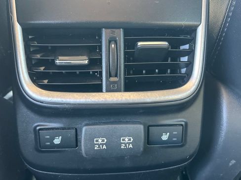 Used 2020 Subaru Outback Limited AWD/4WD image 20