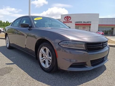 Used 2023 Dodge Charger SXT RWD image 1
