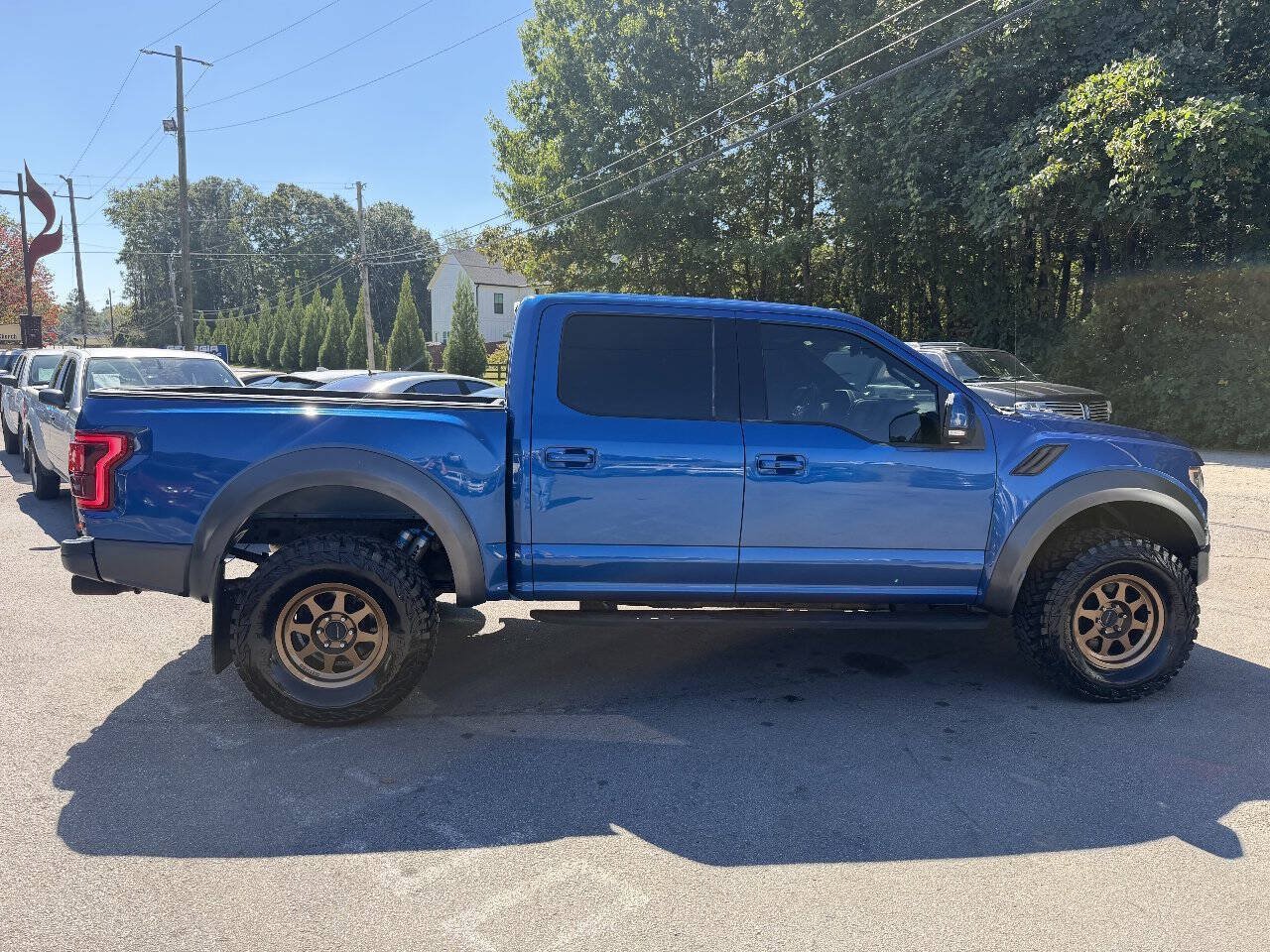 Used 2017 Ford F150 Raptor w/ Equipment Group 802A Luxury AWD/4WD image 4