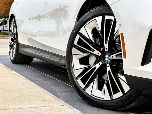 New 2026 BMW 530i 530i w/ Executive Package image 2