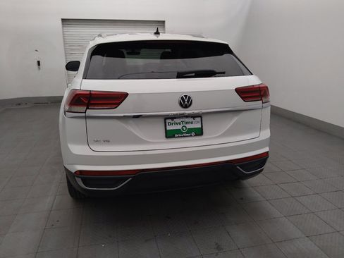 Used 2020 Volkswagen Atlas Cross Sport SE FWD image 6