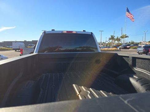 Used 2025 Ford F250 XL image 5