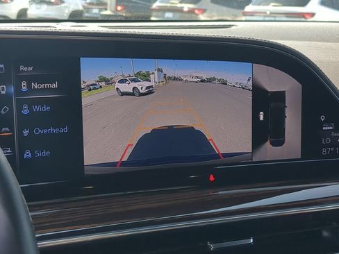 Certified 2022 Cadillac Escalade Luxury AWD/4WD image 13