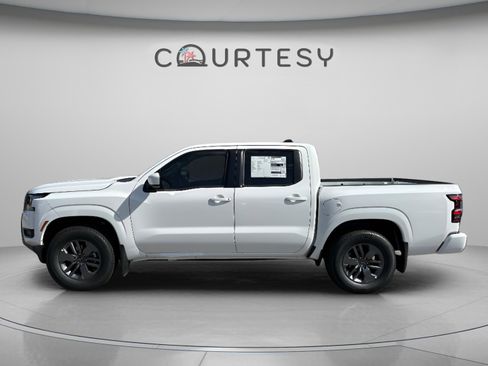 New 2026 Nissan Frontier SV RWD image 2