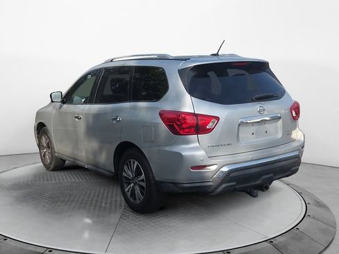 Used 2017 Nissan Pathfinder SL AWD/4WD image 3