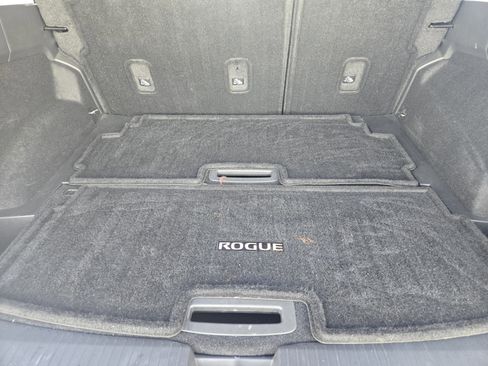 Used 2023 Nissan Rogue SL w/ SL Premium Package image 33