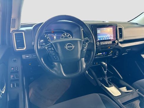 Used 2023 Nissan Frontier SV w/ SV Convenience Package image 22