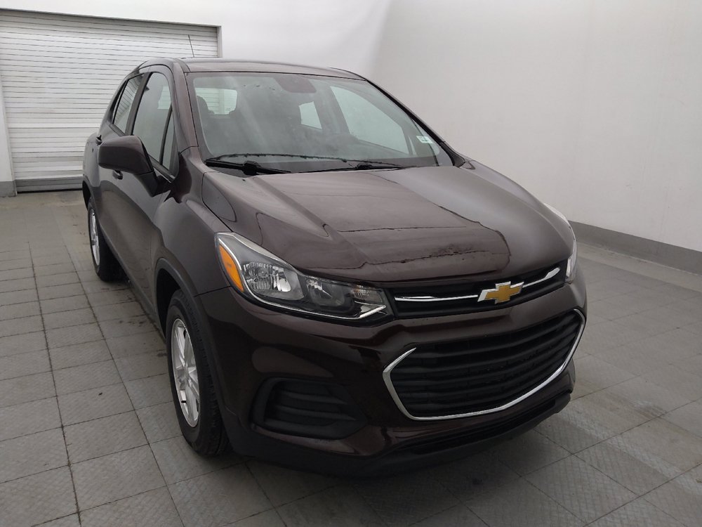 Used 2020 Chevrolet Trax LS FWD image 13